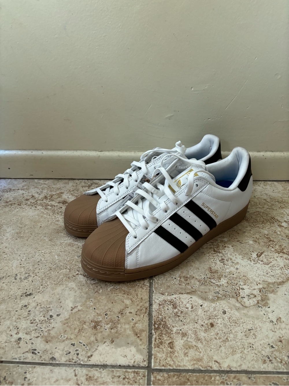 Adidas Superstar Men's 12.5 Athletic Shoes White Black Casual Sneakers IE0669